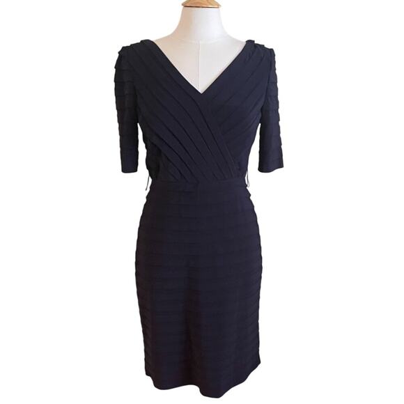 Adrianna Papell Dresses & Skirts - Adrianna Papell Navy Short Sleeve V-Neck Banded Sheath Dress Size 10